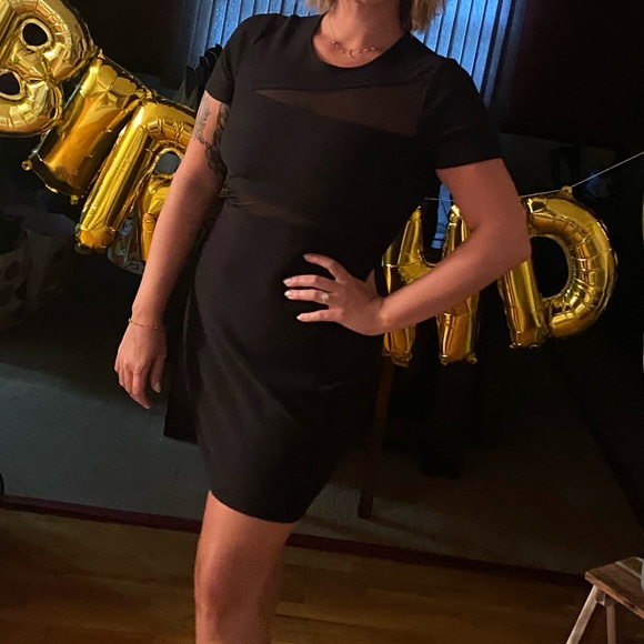 Express dress - Picture 6 of 6